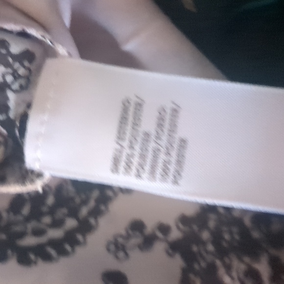 Rebecca Minkoff Black/White Paisley Sleeveless Top - Picture 8 of 8